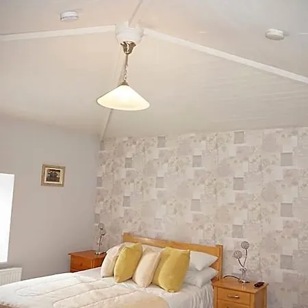 Cartron House 3* Ballinakill (Galway)