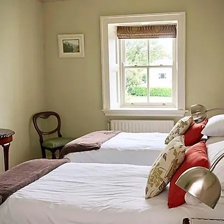 B&B Cartron House 3*