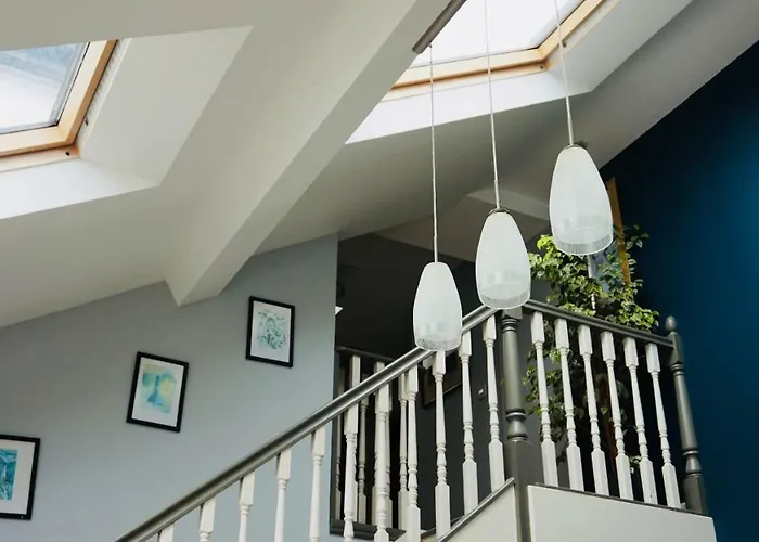 Alojamento de Acomodação e Pequeno-almoço Cartron House 3*